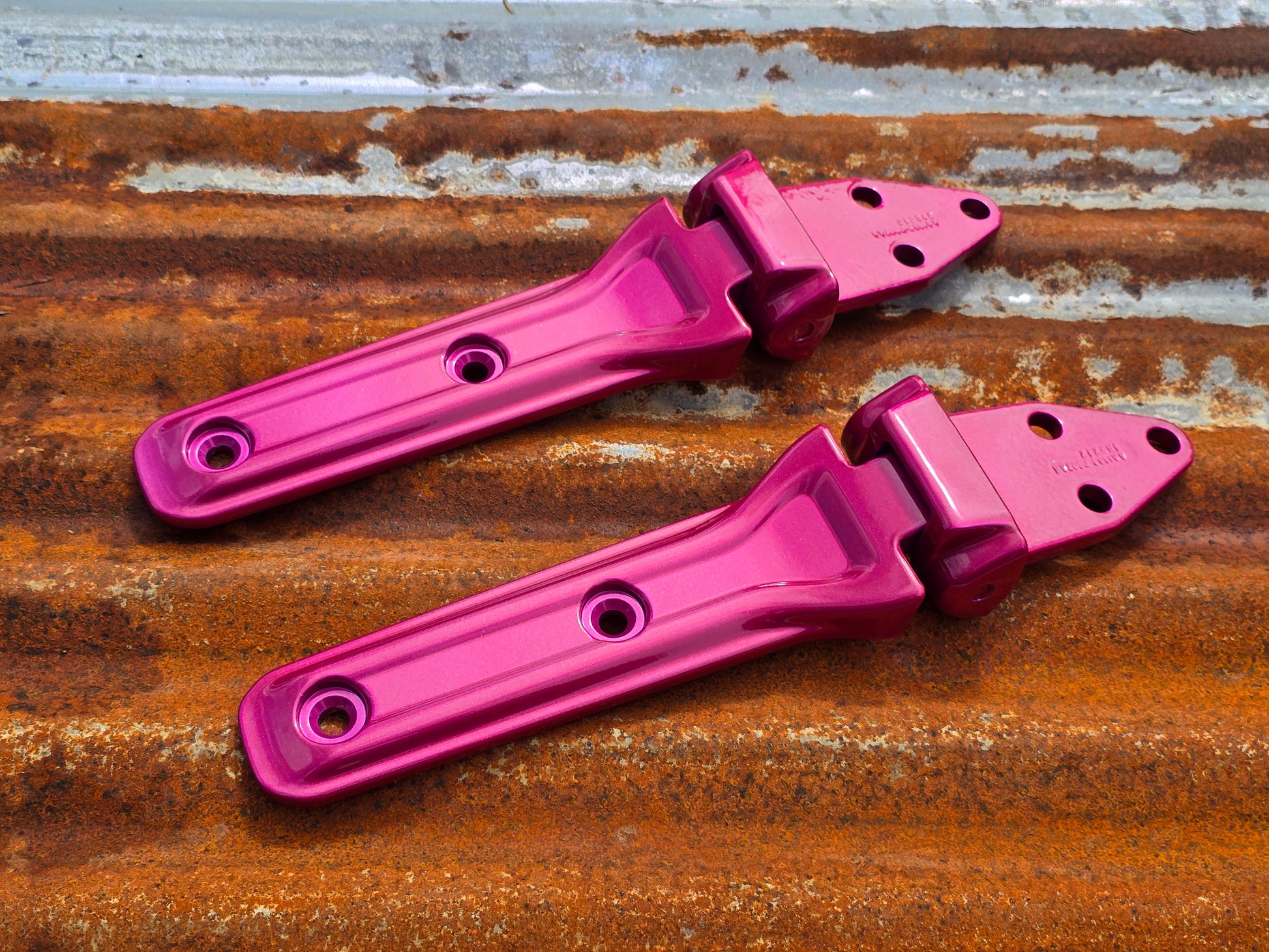 custom jeep wrangler tailgate hinges pink tuscadero pink