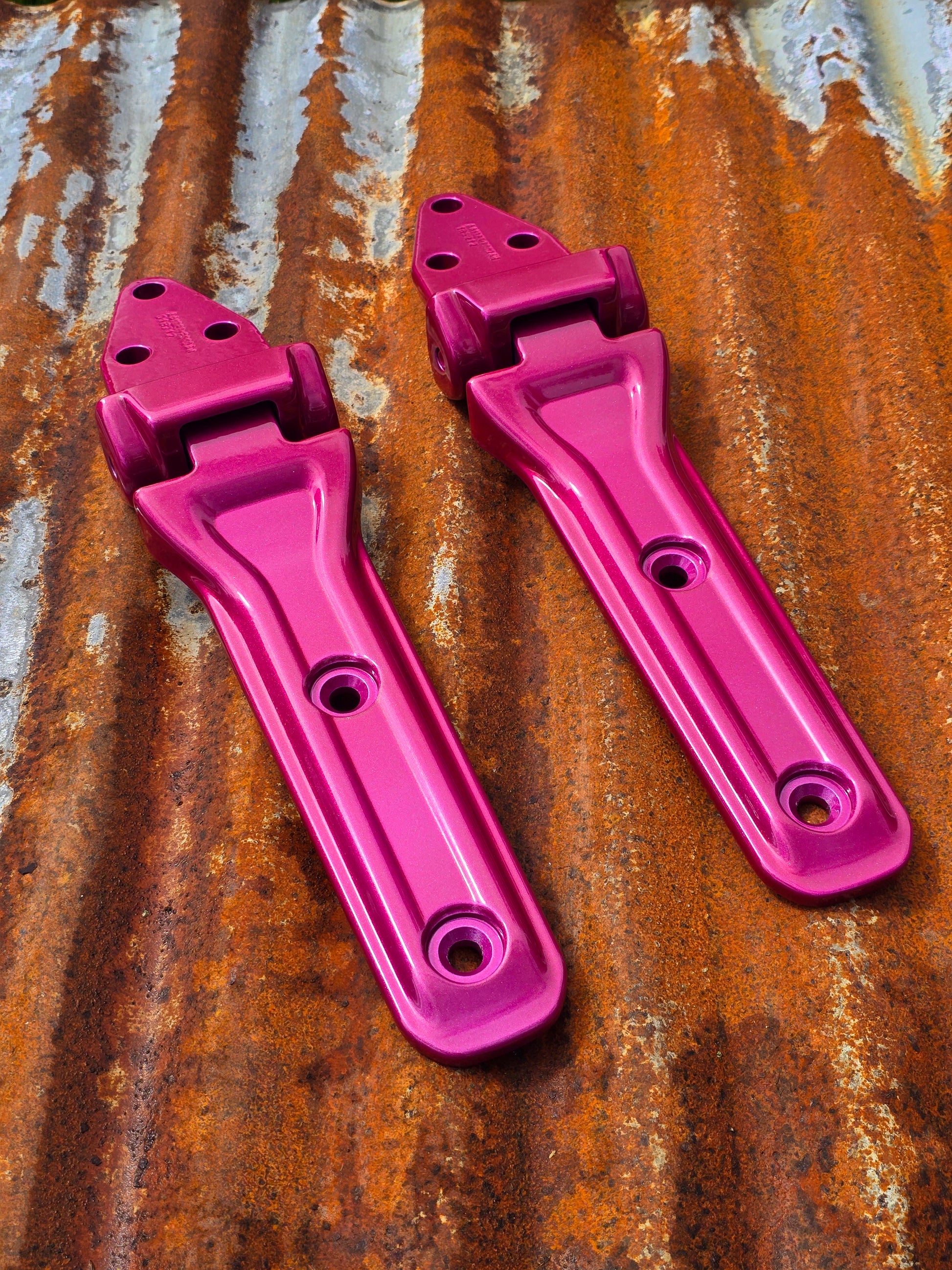 jeep wrangler jl custom tailgate hinges pink